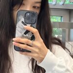 Lee Chung-ah Instagram - 🌳🤨🌳