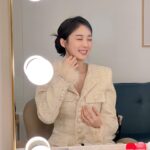 Lee Chung-ah Instagram – 시현이 환하게 웃던 그 날 with 깃털

🪽✨

#Celebrity 
#thebeginningofeverything
