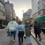 Lee Gook-ju Instagram - #동네친구들 대화가 아주 잘 통하는 성산동 친구들👍🏻 헤어진지 얼마 안됐다는 내칭구 니가 부럽다🫣 헤어졌다는건... 사귀어봤다는 거잖아 크~~~ 부럽다 칭구들아 공부 열심히 하구 또 보자🖐🏻