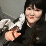 Lee Gook-ju Instagram - #골린이 나도 꽂히면..미친듯이 하는편 🫠 이왕 하는건 제대로 배워봐야지...쉽지않네 #골프 일주일에 장갑 하나씩 뚫리는 중 ㅋㅋ 작아서 터진거 아님🤔 유연하고 몸 잘쓰는 @y880410 와 수업중 화이팅!!