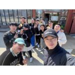 Lee Gook-ju Instagram - #테니스모임 두둥탁!! 밥 계산할때만 홍일점이란다... @gangjiniii 가만안둬 어제 한 잔 하신분들로 코트장에 알콜 냄새가 났다고.. ㅋㅋ 담에 일욜밤에 다같이 마시고 월욜 아침에 한번 칩시다 오늘 아침 레슨부터 세시간 게임에 추어탕까지 완벽했음🖐🏻 다들 한주 잘 보내구 만나욥👍🏻 . #금문테니스 #금문테니스장화전점 #테린이 #연예인테니스