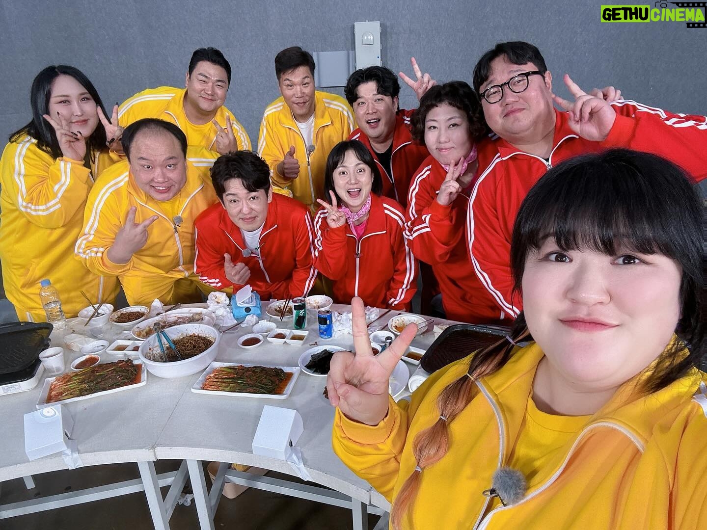 Lee Gook-ju Instagram - #먹찌빠 지금 하고 있는뒙 안볼거임??ㅋㅋㅋ 오징어게임 만큼 재밌음 빨리지금 SBS로 고고!!! 목요일 밤 9시 #덩치서바이벌먹찌빠