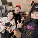 Lee Gook-ju Instagram - #드린이 첫 수업날 🥁 칭구 덕분에 좋은쌤 만났지뭐야 ㅋㅋ 쌤 에너지가 학생만큼 좋으시네요 #흥국주 두번 배웠는데.. 잘 한다며 숙제까지 내주시는 열정쌤!! 저도 #꼬꼬방 2호점 차리게 도와주세요 🫣 조만간 #사랑비 간다!!! 다들 기대해 매일매일이 취미로 하루하루가 빡셈.. 하고싶은건 해야지👍🏻