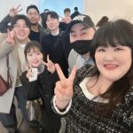 Lee Gook-ju Instagram - 바쁜주말🖐🏻 @_hyejidaejiiiii @hochul87 결혼축하해👰🏻‍♀️🤵🏻 @mkseol @da_w0214 생일축하해 👦🏻👩🏻 . 오랜만에 만난 코빅 식구들과 회사 사람들 모두 반가웠어요🤍