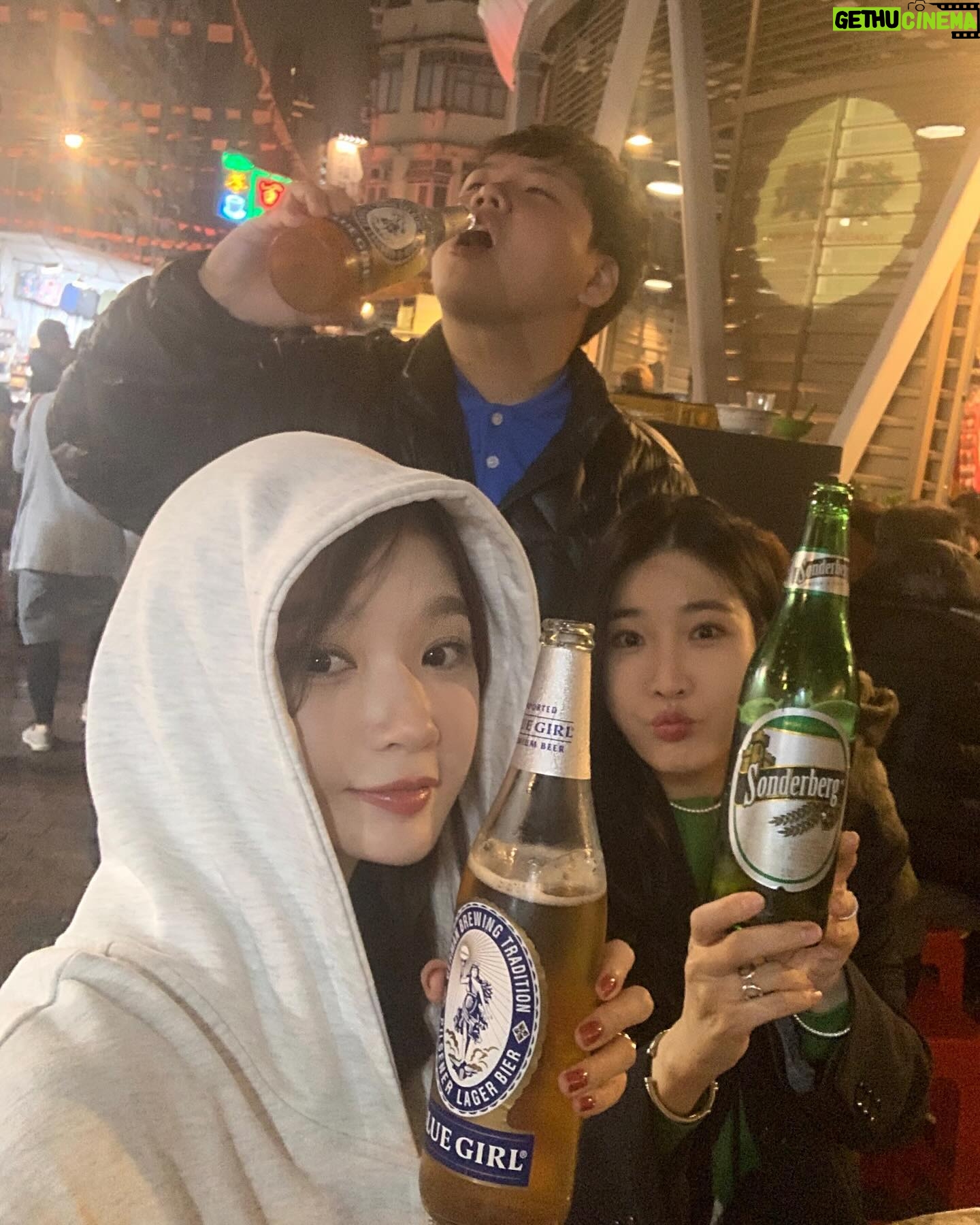 Lee Hae-ri - 22.9K Likes - 이쨔나요!!!!!!
준빈이랑 밍키랑 저랑 여행 다녀왔어요!!!!!!!!
오늘 6시 곽튜브 채널로 갑시다
사부작사부작 뭐하고 놀았나 2부작이에요
이런 갑작여행 처음이지만 너어어어무 재밌었답니다
여러분 많관사부❤️
