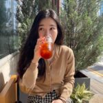 Lee Hae-ri Instagram - 쉬는 날 카페가서 놀다가 걷다가 콘란샵 구경 갔다가 집 와서 지쳤지만 그래도 힘내서 소꼬리찜 해 먹은 날!!!!!!!