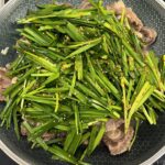 Lee Hae-ri Instagram - 쉬는 날 카페가서 놀다가 걷다가 콘란샵 구경 갔다가 집 와서 지쳤지만 그래도 힘내서 소꼬리찜 해 먹은 날!!!!!!!