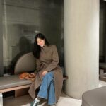 Lee Hae-ri Instagram - 내일은 더 춥다는데!!!!!!휴 저는 벌써 감기가 두번이나 걸렸어요.. 아직도 코맹맹이로 재채기와 함께 이 글을 쓰고 있지만 세번 안 걸린 게 어디예요^^^^^ 다들 저녁 맛있게 먹어요!!!!❤️ #나는뜨끈뜨끈콩비지먹을꺼야