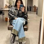 Lee Hae-ri Instagram - 오늘은 날씨가 비도 오고 꾸불랑꾸불랑 하지만 그거 알아요?이런 날 너편돼 들으면 또 막 괜히 울칵하고 더 좋던데❤️