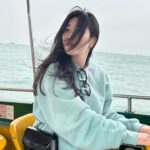 Lee Hae-ri Instagram – 10장 꽉꽉 채워 행복 여행 복기하는 중!!!!!
아직 안 본 사람은 곽튜브 채널로 가면 참 좋아요!!❤️
앗찻챠 <너의 편이 돼 줄게> 잘 듣고 있어효??