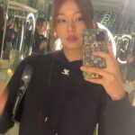 Lee Ho-jung Instagram - 🩵🤍🩵 @courreges #courregessoundbox #꾸레쥬사운드 #ad