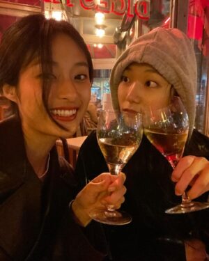 Lee Ho-jung Instagram - In Paris 🤍