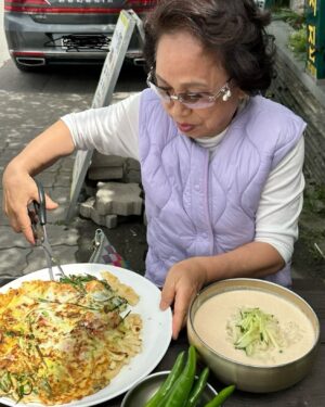 Lee Hyo-ri Instagram - mom &me. 커플썬글.  고마워~^^