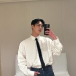 Lee Jae-wook Instagram - 🙋‍♂️🖤