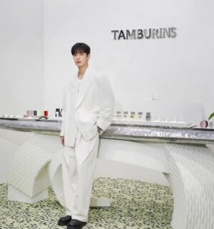 Lee Jae-wook Instagram - 탬버린즈의 일본 첫 플래그십 스토어🍅❤️

@tamburinsofficial
#TAMBURINS #TAMBURINSTOKYO #TAMBURINSAOYAMA