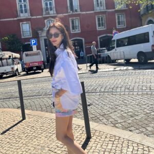 Lee Ji-ah Instagram - ❤️🤪☀️👻🌈
