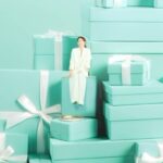Lee Ji-ah Instagram – Happy Holidays with Tiffany! 
#TiffanyAndCo #ATiffanyHoliday
#티파니앤코 #티파니홀리데이
@tiffanyandco 🎄🎁🧸