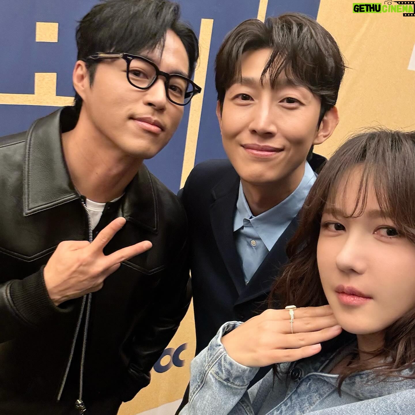 Lee Ji-ah Instagram - #끝내주는해결사 #jtbcdrama #김사라 #동기준 #노율성