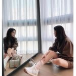 Lee Ji-ah Instagram - #TodsItalianBeauty #TodsFW22 #토즈 TOD'S 2022 FALL-WINTER WOMEN’S COLLECTION #TodsItalianBeauty 컬렉션 2월 25일 금요일, 오후 5시 30분 크리에이티브 디렉터 발테르 키아포니(WALTER CHIAPPONI)가 선보이는 컬렉션을 @Tods 에서 👀