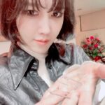 Lee Ji-ah Instagram - 애교도 떠나보내며..🤚🏻