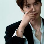 Lee Jong-suk Instagram – 🧏🏻‍♂️
@harpersbazaarkorea x @bulgari 

#불가리 #BulgariJewelry #비제로원 #Bzero1 #이종석