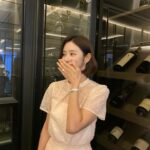 Lee Ju-bin Instagram - 다혜도 와인 마실 줄 아는데🥲 헤헿