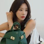 Lee Ju-bin Instagram - 🖤 💚🖤 @ferragamo #페라가모