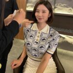 Lee Ju-bin Instagram - 안녕하세요 퀸즈가 며느리 천다혜입니다💎 오늘 밤 9시 10분 tvN에서 만나요 #눈물의여왕 #토일드라마