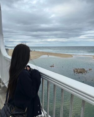 Lee Mi-joo Instagram - 녜 ..맞아여ㅎ
#또
#여행