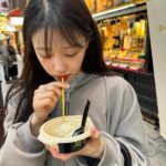 Lee Mi-joo Instagram - 😝