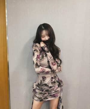 Lee Mi-joo Instagram - 🌹