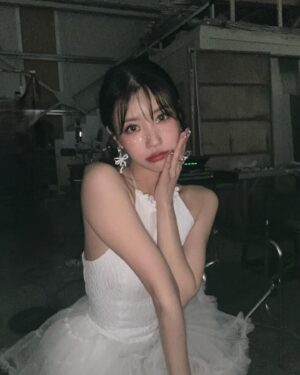 Lee Mi-joo Instagram - 미주 솔로데뷔1주년입니다아아 ㅎㅎ
축하해주셔서 너무너무 감사드리고 앞으로 더 열심히 하는 미주가 되겠습니다
1주년 2주냔 3주년 100주년까지 함께해요🩷
그리구 조만간 또 만나요!!ㅎㅎㅎㅎㅎㅎ
감사합니다
미주야 축하해~!!!🎉🥳🎊