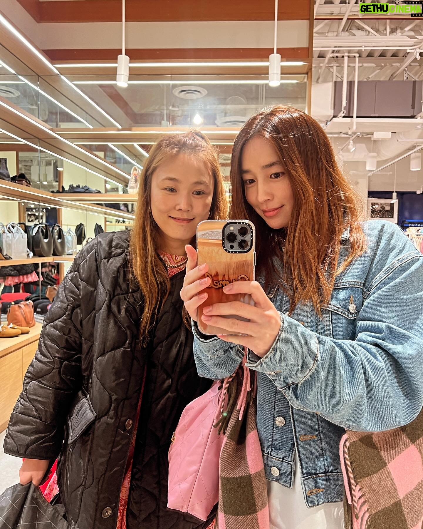 Lee Min-jung Instagram - #rainyday #la #bestie #haveagoodtime #thanksgod #love #friend #거셀