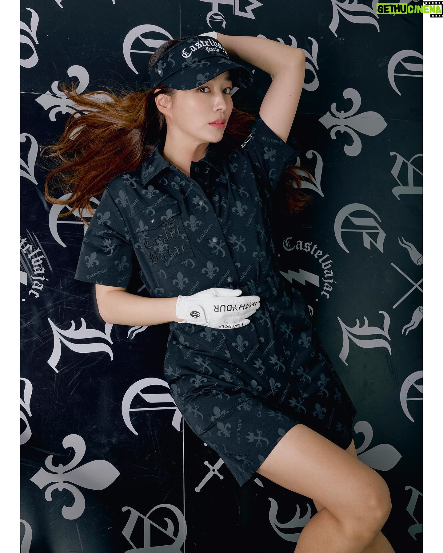 Lee Min-jung Instagram - @castelbajac.golf.kr 요즘은 점프수트가 좋더라….