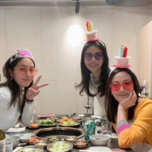 Lee Min-jung Instagram - 한달이 지난생일을 ㅋㅋ 하는것도 민망한 계절이 바뀌었지만 고마우이^^
