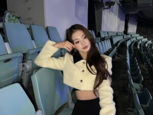Lee Na-gyung Instagram - Merry Christmas 🖤