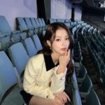 Lee Na-gyung Instagram - Merry Christmas 🖤
