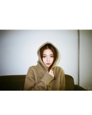 Lee Na-gyung Instagram - 언제와 가을 ..🍂