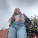 Lee Rodriguez Instagram – I think this might be my sexiest song ❤️‍🔥🫢