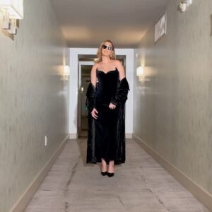 Lee Rodriguez Instagram - made you look 🖤👀

photos by: @cindygromero 
styling by: @marisaledford 
makeup by: @arrmandogarcia 
hair by: @theonlybigmia