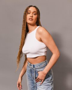 Lee Rodriguez Instagram - He got a God Complex, he’s so selfish… 🙄 Photographer: @graphicsmetropolis Styling: @lucakingston Hair: @cindygromero Makeup: @arrmandogarcia