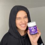 Lee Rodriguez Instagram - The sleep gummies be sleep gummying 😴 @ollywellness #OLLYpartner