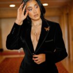 Lee Rodriguez Instagram - Ms. Rodriguez 🦋 Team- Photographer: @cindygromero Wardrobe: @marisaledford Makeup: @arrmandogarcia Hair: @brianchrist0pher Fit: Archived @gucci by @tomford Jewelry: @astridandmiyu @twentycompass @gabrielandco @ivy.jewelry.ca @zynniacollective @arieltaub_accessories PR: @cldstyle @michelemariepr @nerecinacouture