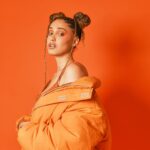 Lee Rodriguez Instagram - Hello friends! Sending love and good vibes your way! 🧡☺️ Also, new music coming soon !! 👀🫢