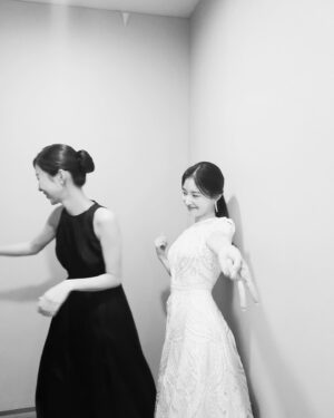 Lee Se-young Instagram - #2023mbc연기대상 자리에 있는 것만으로도 벅차고 감사한 순간이었습니다. 큰 상을 주셔서 몸 둘 바를 모르겠어요. 앞으로 더 열심히 하라고 주셨다 생각하고 노력하겠습니다. 열녀박씨계약결혼뎐의 식구들과 함께 보낼 수 있어서 더 뜻깊은 시간이었습니다. 끝까지 지켜봐 주세요!