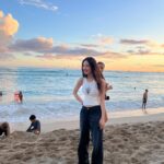 Lee Se-young Instagram – #sunsetglow ✨🌅