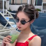 Lee Se-young Instagram - 🏖️