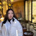 Lee Se-young Instagram - January photo dump🖤