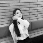 Lee Se-young Instagram - January photo dump🖤