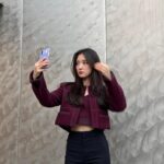 Lee Se-young Instagram - January photo dump🖤